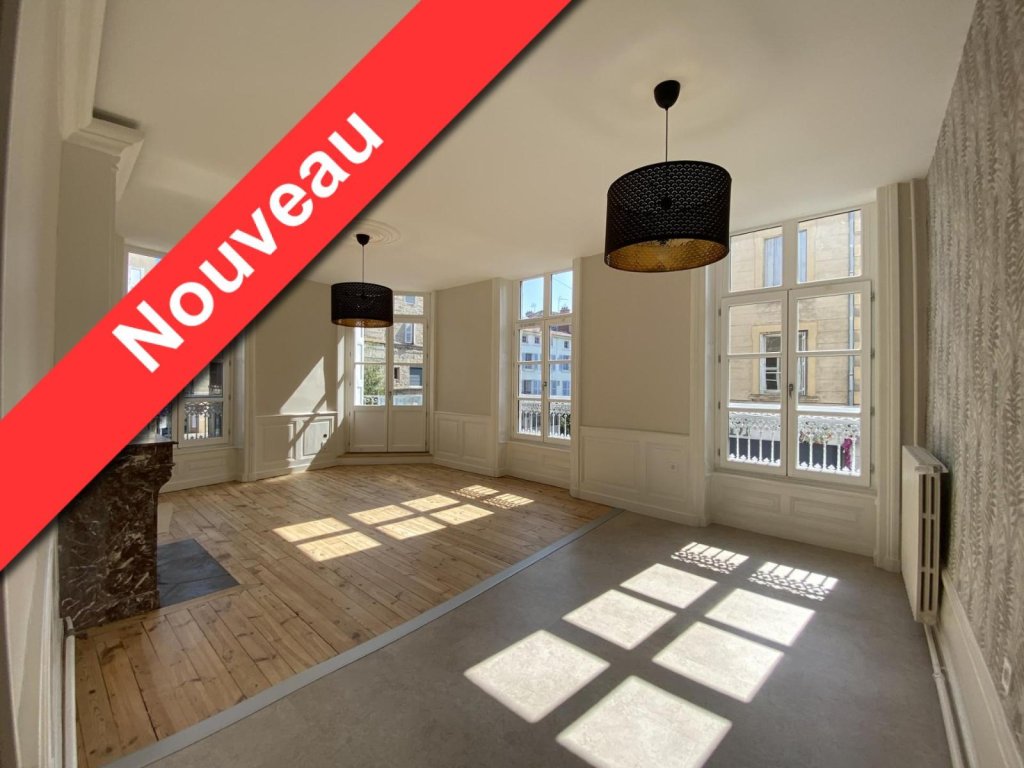 APPARTEMENT T4 A LOUER - MONTBRISON - 118.5 m2 - 980 &euro; charges comprises par mois