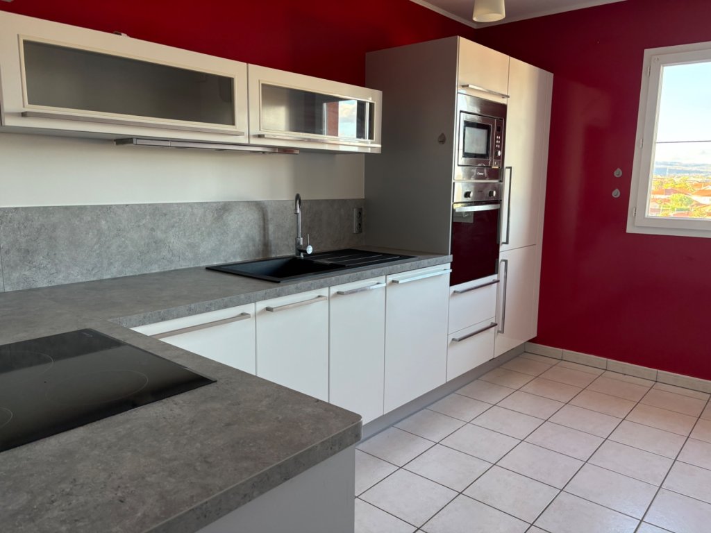 APPARTEMENT T3 A VENDRE - MONTBRISON - 82.35 m2 - 248 000 &euro;