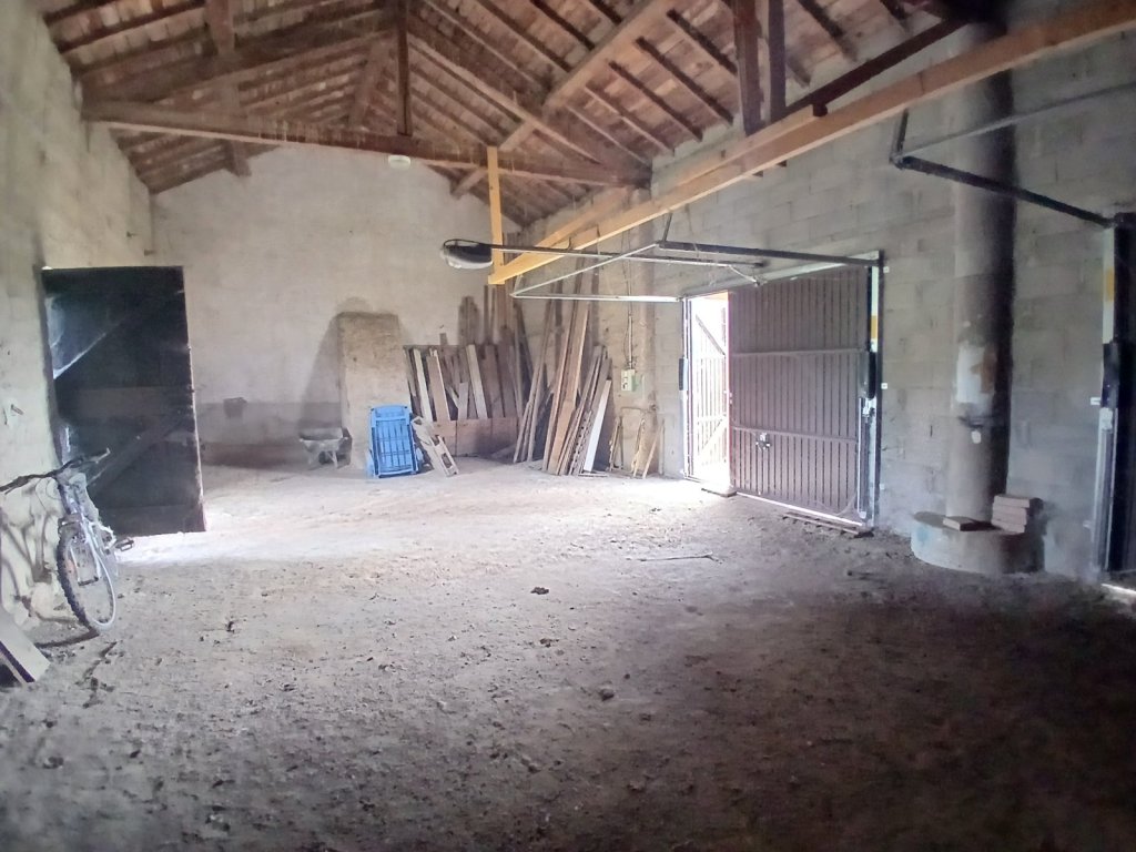 FERMETTE A VENDRE - ST ETIENNE LE MOLARD - 148.01 m2 - 222 000 &euro;
