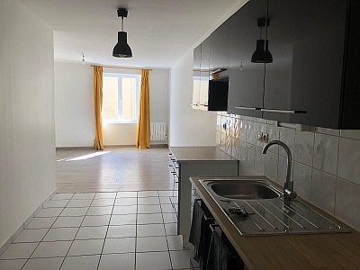 IMMEUBLE A VENDRE - MONTBRISON - 210 000 €