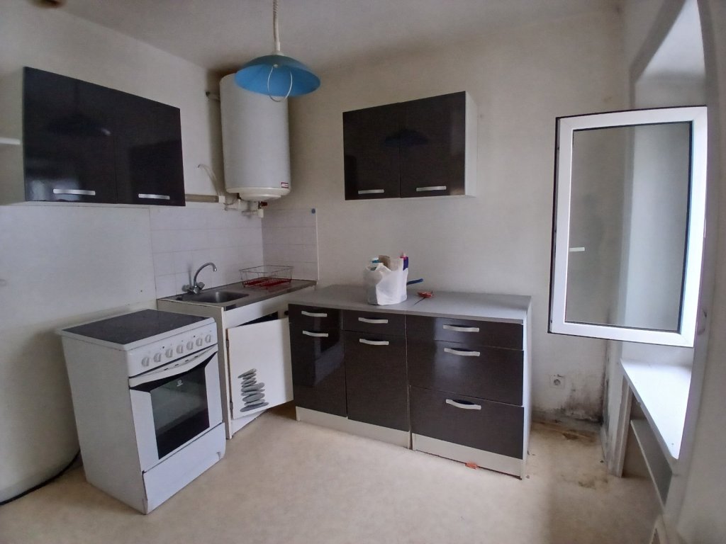 IMMEUBLE A VENDRE - MONTBRISON - 111.45 m2 - 149 000 &euro;