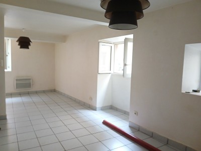 IMMEUBLE A VENDRE - MONTBRISON - 111.45 m2 - 149 000 €