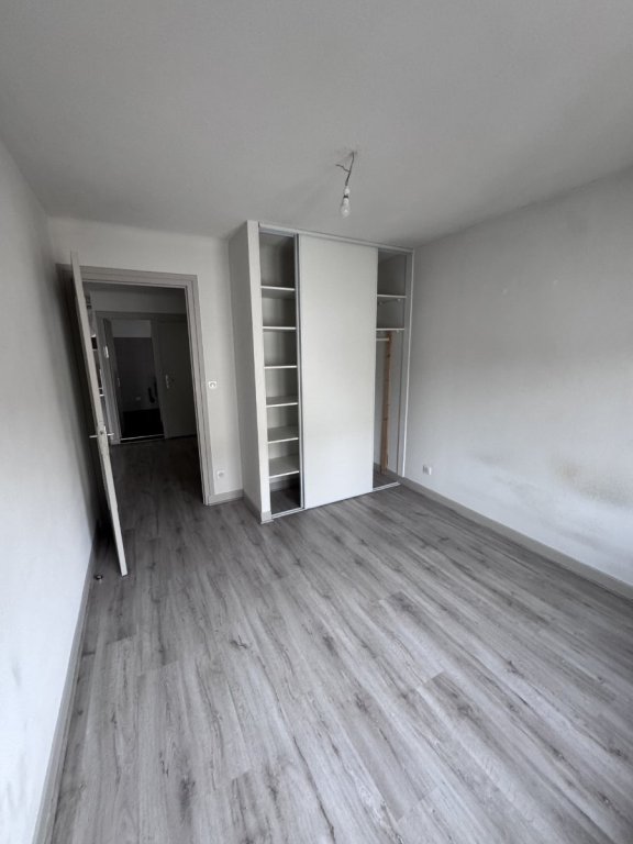 IMMEUBLE DE RAPPORT A VENDRE - FEURS - 430 m2 - 365 000 &euro;