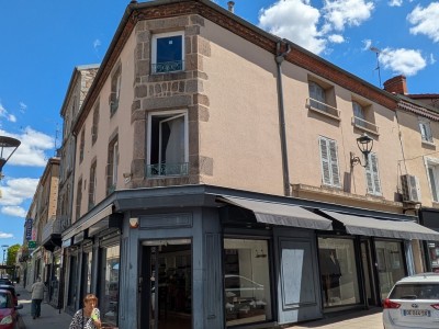 IMMEUBLE DE RAPPORT A VENDRE - FEURS - 430 m2 - 365 000 &euro;