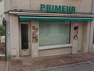 LOCAL COMMERCIAL A LOUER - CHAZELLES SUR LYON - 3 550 € HC par mois