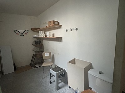 LOCAL COMMERCIAL A LOUER - CHAZELLES SUR LYON - 3 550 € HC par mois