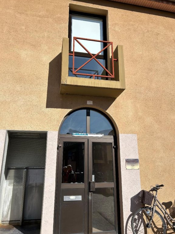 LOCAL D ACTIVITE A LOUER - MONTBRISON - 18 m2 - 280 &euro; HC par mois