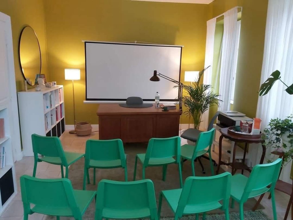 LOCAL D ACTIVITE A LOUER - MONTBRISON - 39.8 m2 - 500 &euro; HC par mois