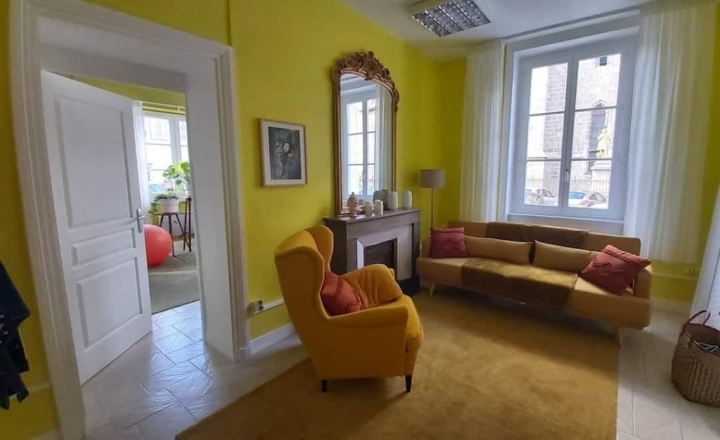 LOCAL D ACTIVITE A LOUER - MONTBRISON - 39.8 m2 - 500 &euro; HC par mois