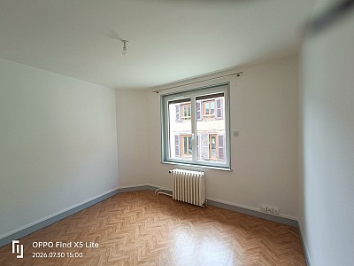 MAISON A LOUER - BOEN SUR LIGNON - 76.12 m2 - 700 € charges comprises par mois