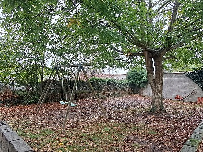 MAISON A LOUER - CHAZELLES SUR LYON - 144 m2 - 1 300 € charges comprises par mois