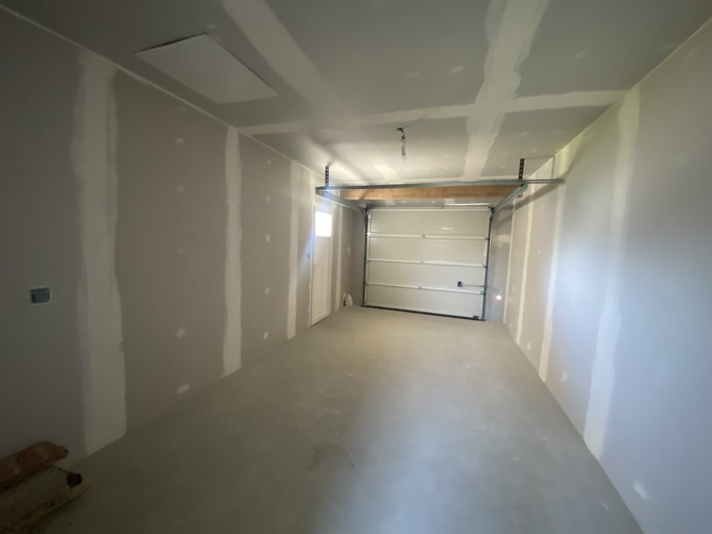 MAISON A LOUER - MONTBRISON - 87.47 m2 - 815 &euro; charges comprises par mois