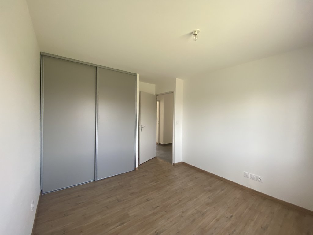 MAISON A LOUER - MONTBRISON - 87.47 m2 - 815 &euro; charges comprises par mois