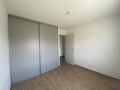MAISON A LOUER - MONTBRISON - 87.47 m2 - 815 € charges comprises par mois