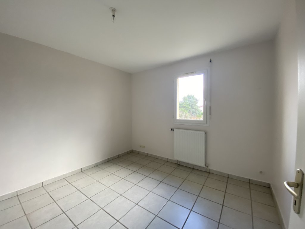 MAISON A LOUER - MONTBRISON - 116.4 m2 - 860 &euro; charges comprises par mois