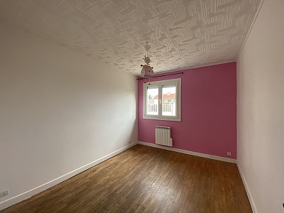 MAISON A LOUER - MONTBRISON - 106 m2 - 800 € charges comprises par mois