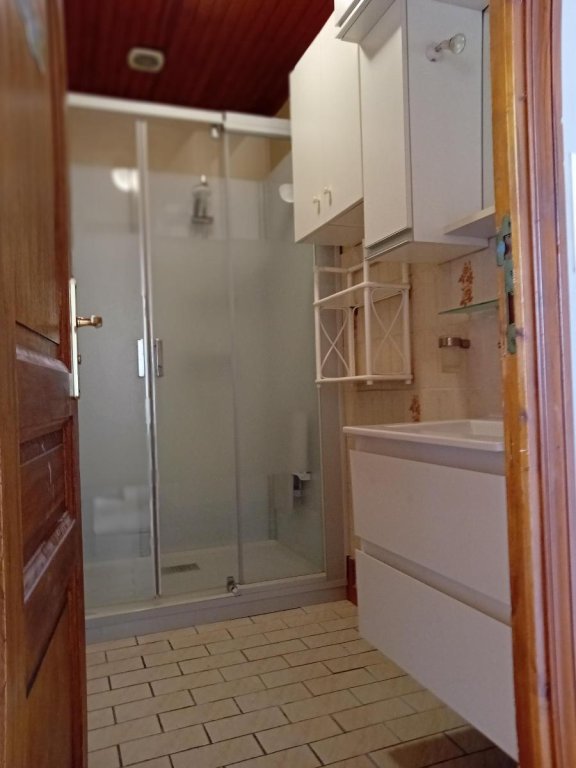 MAISON A LOUER - MONTVERDUN - 59.02 m2 - 800 &euro; charges comprises par mois