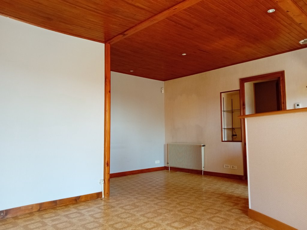 MAISON A LOUER - MONTVERDUN - 59.02 m2 - 800 &euro; charges comprises par mois