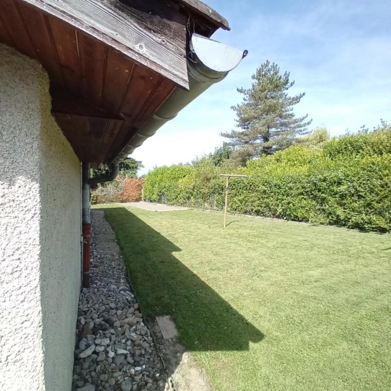 MAISON A LOUER - POUILLY LES FEURS - 87.32 m2 - 850 &euro; charges comprises par mois