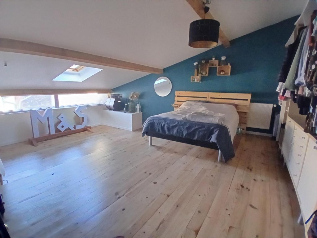 MAISON A VENDRE - CHALAIN D UZORE - 180 m2 - 245 000 &euro;