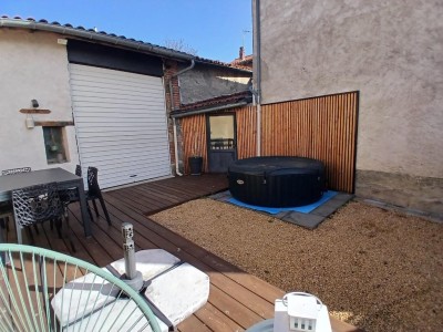 MAISON A VENDRE - CHALAIN D UZORE - 180 m2 - 245 000 €