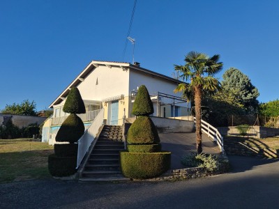 MAISON SUR SOUS SOL A VENDRE - CHAZELLES SUR LYON - 105.68 m2 - 259 000 €