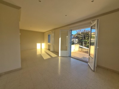 MAISON SUR SOUS SOL A VENDRE - CHAZELLES SUR LYON - 105.68 m2 - 259 000 €