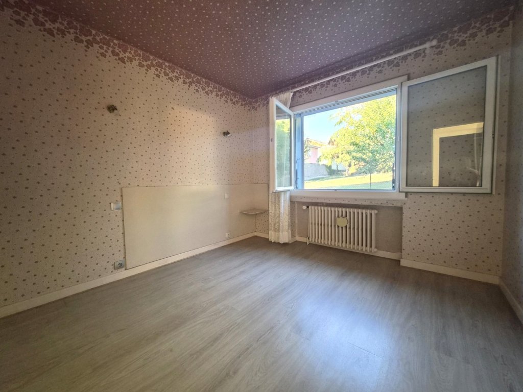 MAISON SUR SOUS SOL A VENDRE - CHAZELLES SUR LYON - 105.68 m2 - 259 000 &euro;