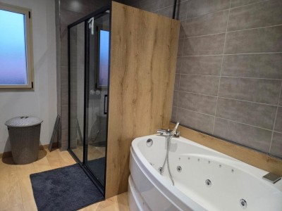 MAISON A VENDRE - FEURS - 120 m2 - 239 000 €