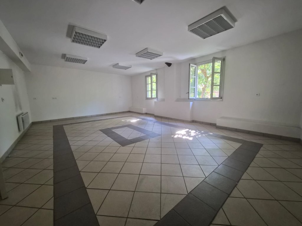 MAISON A VENDRE - MONTBRISON - 180 m2 - 370 000 &euro;