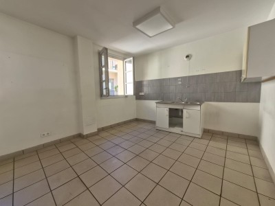 MAISON A VENDRE - MONTBRISON - 180 m2 - 370 000 €