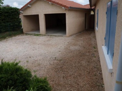 MAISON A VENDRE - MONTBRISON - 122.6 m2 - 193 000 €