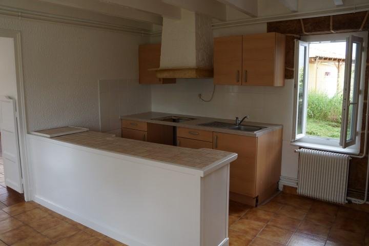 MAISON A VENDRE - MONTBRISON - 122.6 m2 - 193 000 &euro;