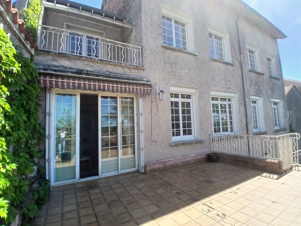 MAISON A VENDRE - ROZIER EN DONZY - 309.17 m2 - 185 000 &euro;