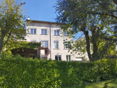 MAISON A VENDRE - ROZIER EN DONZY - 309.17 m2 - 185 000 €