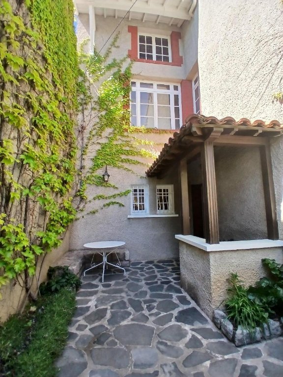 MAISON A VENDRE - ROZIER EN DONZY - 214.44 m2 - 189 000 &euro;