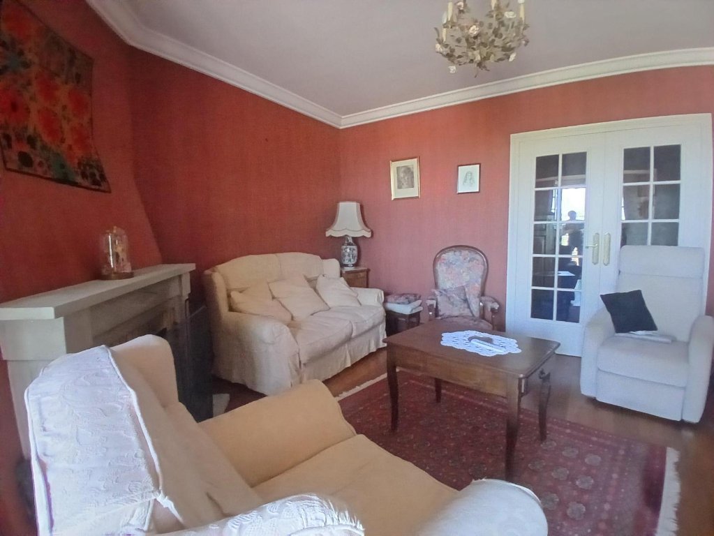 MAISON A VENDRE - ROZIER EN DONZY - 214.44 m2 - 189 000 &euro;