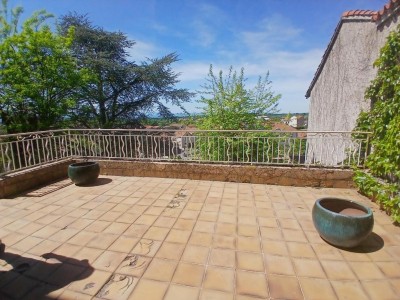 MAISON A VENDRE - ROZIER EN DONZY - 214.44 m2 - 189 000 &euro;