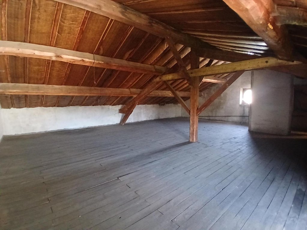MAISON A VENDRE - ROZIER EN DONZY - 214.44 m2 - 189 000 &euro;