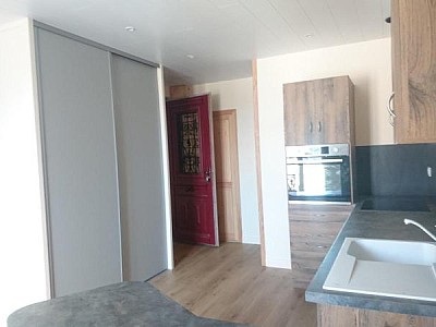 STUDIO A LOUER - FEURS - 36 m2 - 435 € charges comprises par mois