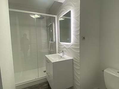 STUDIO A LOUER - MONTBRISON - 32.31 m2 - 428 € charges comprises par mois