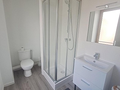 STUDIO A LOUER - ST SYMPHORIEN SUR COISE - 31.4 m2 - 490 € charges comprises par mois