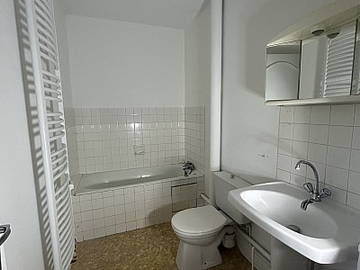 APPARTEMENT T1 A LOUER - MONTBRISON - 34.26 m2 - 526 € charges comprises par mois