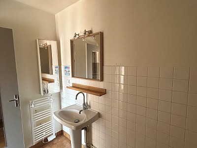 APPARTEMENT T1 A LOUER - MONTBRISON - 32.3 m2 - 436 € charges comprises par mois