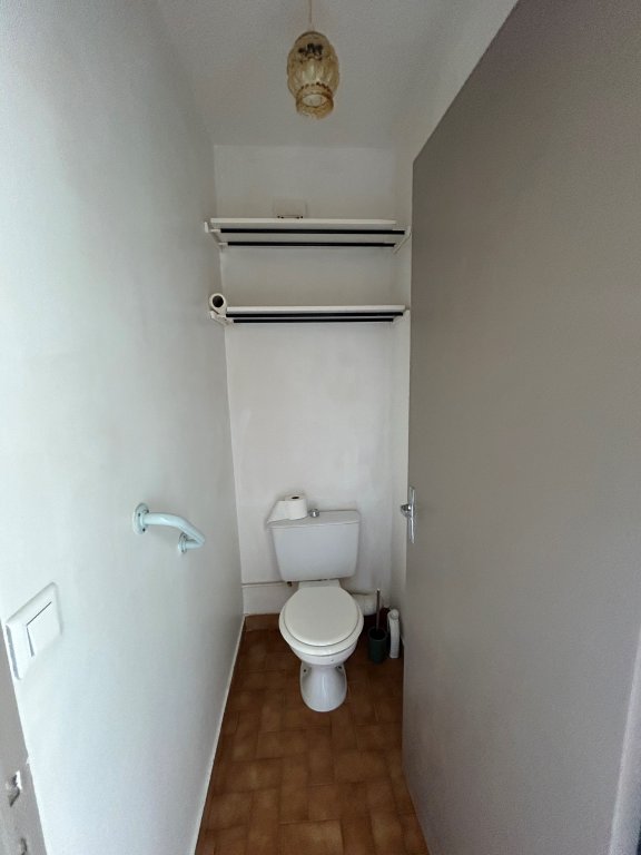 APPARTEMENT T1 A LOUER - MONTBRISON - 32.3 m2 - 436 &euro; charges comprises par mois