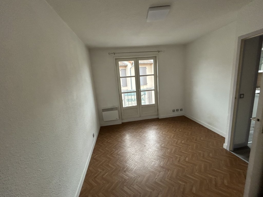 APPARTEMENT T1 A LOUER - MONTBRISON - 21.2 m2 - 313 &euro; charges comprises par mois