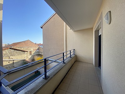 APPARTEMENT T1 A LOUER - MONTBRISON - 40.16 m2 - 516 € charges comprises par mois
