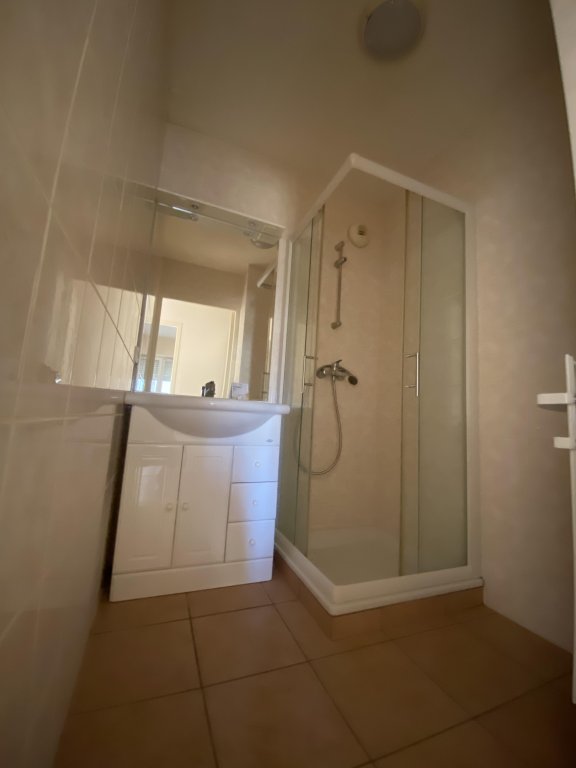 APPARTEMENT T1 A LOUER - MONTBRISON - 40.16 m2 - 516 &euro; charges comprises par mois