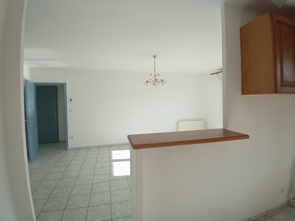 APPARTEMENT T2 A LOUER - BOEN SUR LIGNON - 47.85 m2 - 608 &euro; charges comprises par mois
