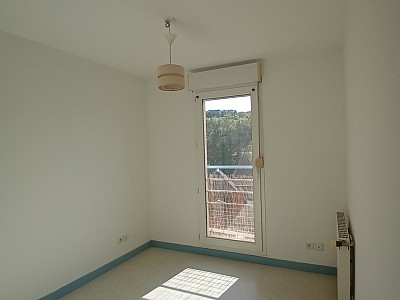 APPARTEMENT T2 A LOUER - BOEN SUR LIGNON - 47.85 m2 - 608 € charges comprises par mois